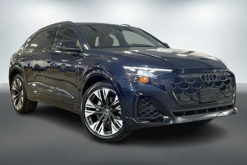 2025 Audi Q8 55 Premium Plus