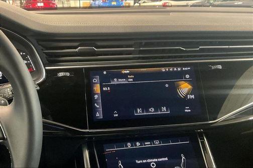 2025 Audi Q8 55 Premium