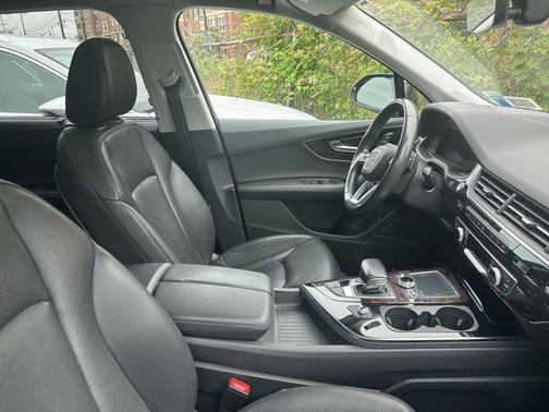 2017 Audi Q7 3.0T Premium