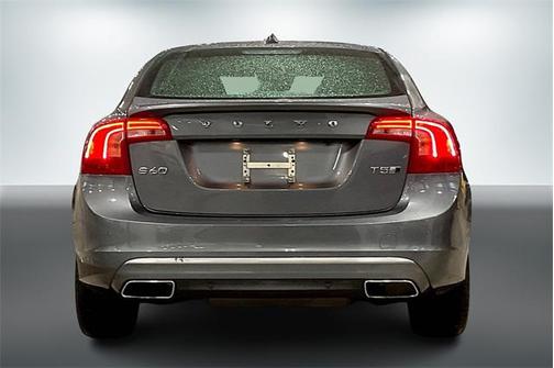 2017 Volvo S60 Inscription T5 Platinum
