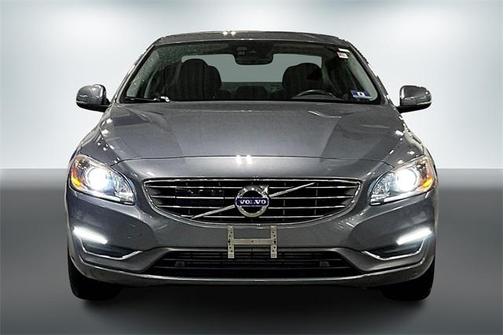 2017 Volvo S60 Inscription T5 Platinum