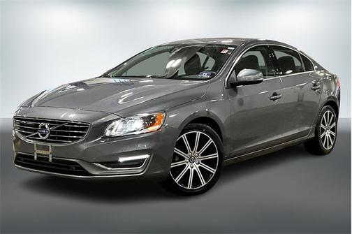 2017 Volvo S60 Inscription T5 Platinum