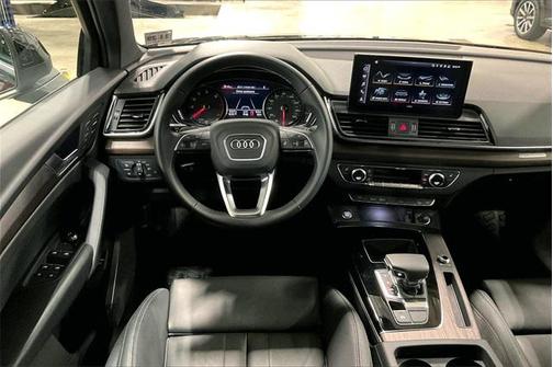2024 Audi Q5 45 S line Premium