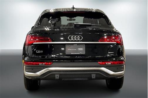 2024 Audi Q5 45 S line Premium