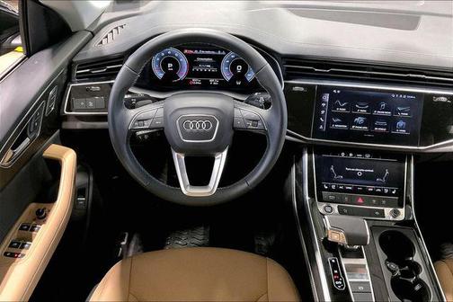 2025 Audi Q8 55 Premium Plus
