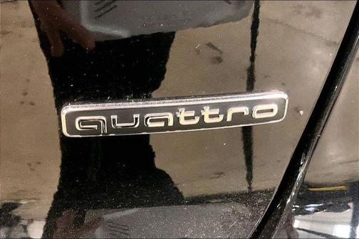 2024 Audi Q4 e-tron Premium Plus 55 quattro