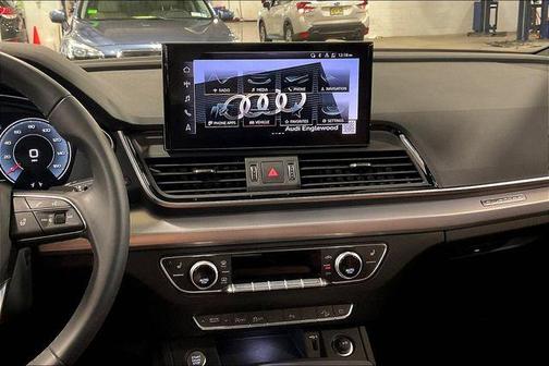 2025 Audi Q5 45 S line Premium