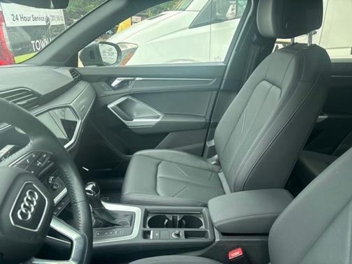 Nano Gray Metallic 2020 Audi Q3 Premium Plus
