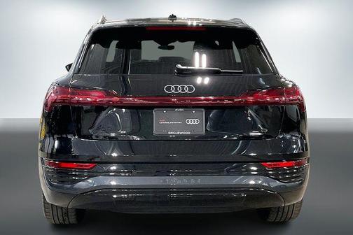 2024 Audi Q8 e-tron Premium Plus