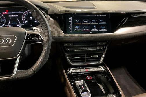 2023 Audi e-tron GT Prestige quattro