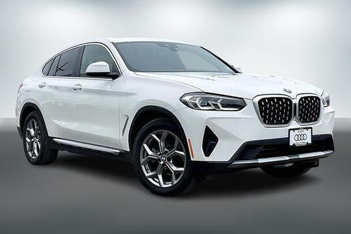 2022 BMW X4 xDrive30i