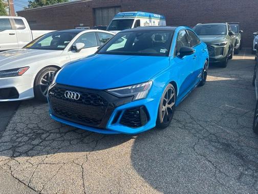 Turbo Blue 2022 Audi RS 3 2.5T