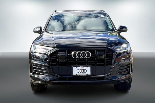 2022 Audi Q7 45 Premium Plus