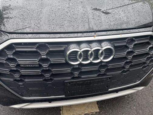 2022 Audi Q5 45 S line Premium