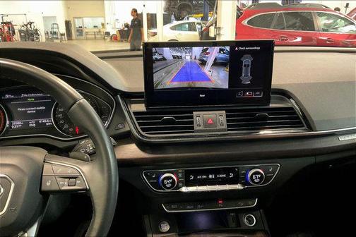 2022 Audi Q5 45 S line Premium