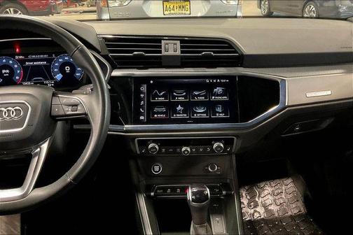 2023 Audi Q3 Premium 45 TFSI S line quattro Tiptronic