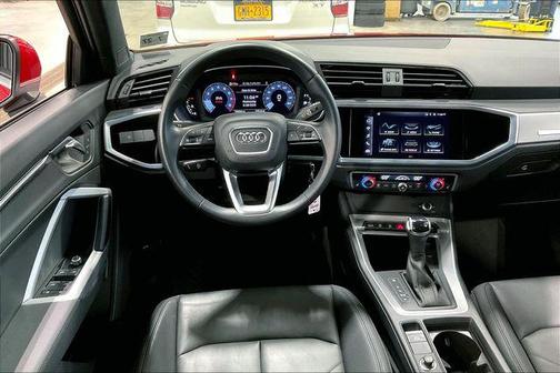 2022 Audi Q3 40 Premium