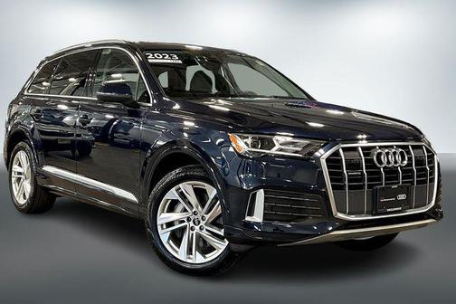 2023 Audi Q7 45 Premium