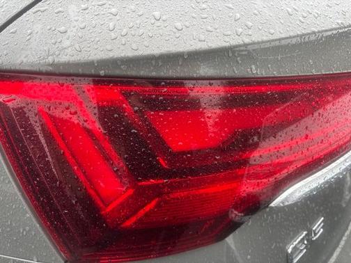 Chronos Gray Metallic 2023 Audi Q5 45 S line Premium Plus