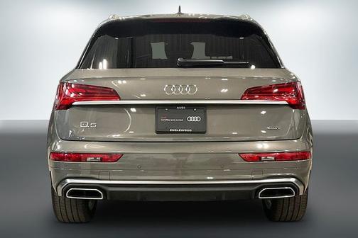 Chronos Gray Metallic 2023 Audi Q5 45 S line Premium Plus