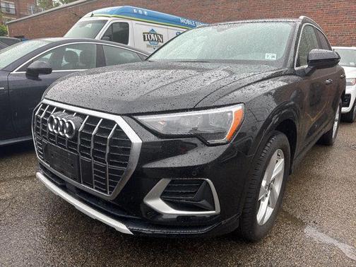2021 Audi Q3 40 Premium