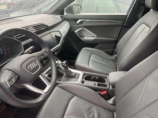 2021 Audi Q3 40 Premium