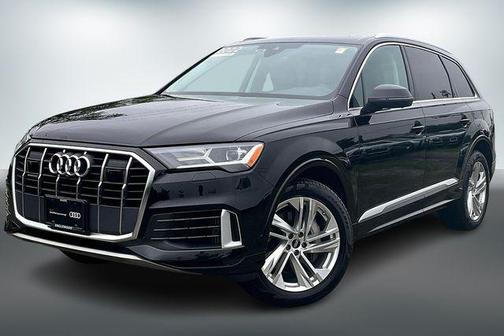 2022 Audi Q7 55 Premium Plus