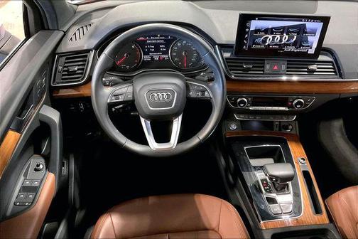 2023 Audi Q5 45 S line Premium