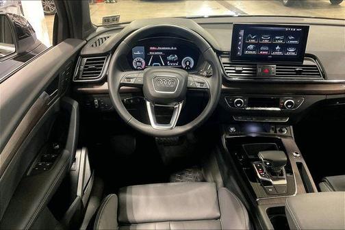2023 Audi Q5 45 S line Premium Plus