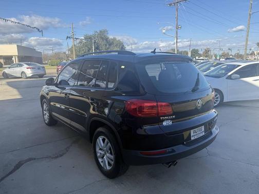 2016 Volkswagen Tiguan S