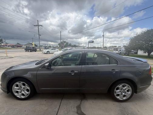 Sterling Gray Metallic 2011 Ford Fusion SE
