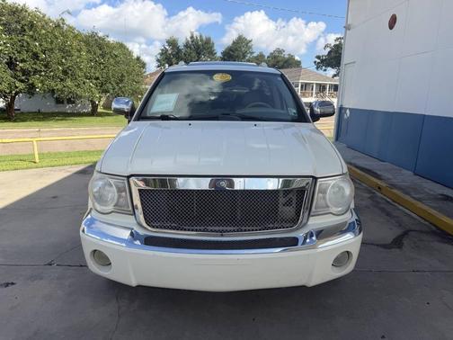 Champagne 2008 Chrysler Aspen Limited