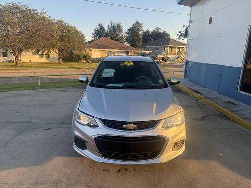 2018 Chevrolet Sonic LT