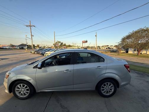 2018 Chevrolet Sonic LT