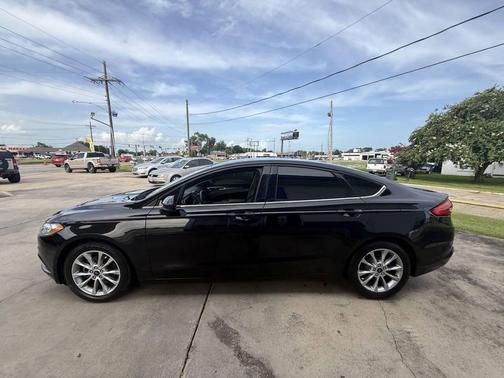 Shadow Black 2017 Ford Fusion SE