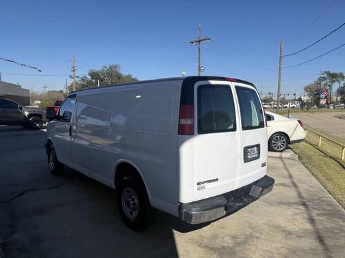 2016 GMC Savana 2500 Work Van