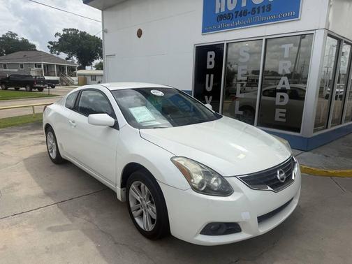 Pearl White 2013 Nissan Altima 2.5 S