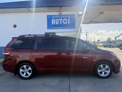 2012 Toyota Sienna LE