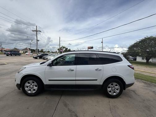 2016 Chevrolet Traverse LS