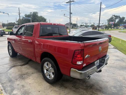 Flame Red Clearcoat 2014 RAM 1500 SLT