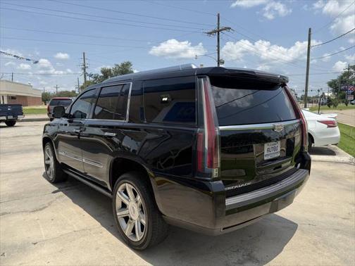 2016 Cadillac Escalade Premium