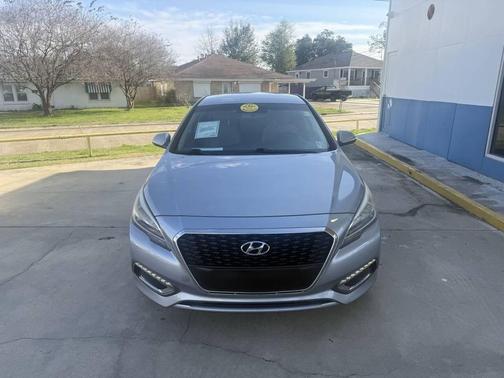 2016 Hyundai SONATA Hybrid SE