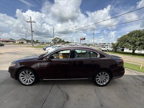 2010 Lincoln MKS Base