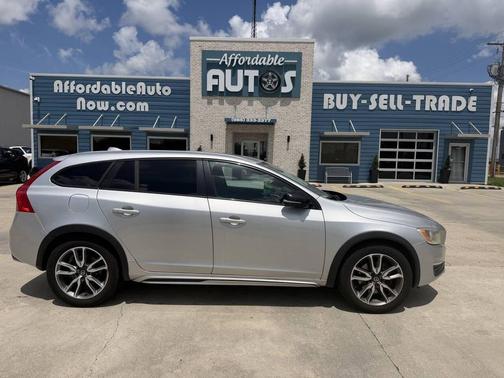 Bright Silver Metallic 2016 Volvo V60 Cross Country T5
