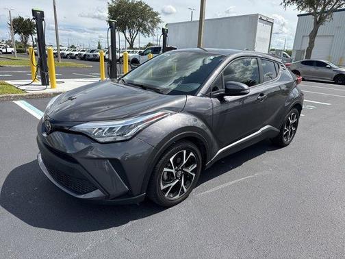 2021 Toyota C-HR XLE