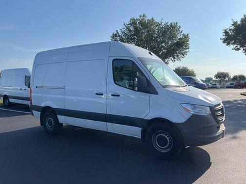2023 Mercedes-Benz Sprinter 2500 144 WB