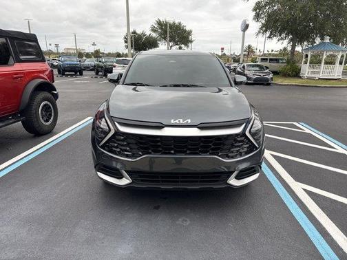 2024 Kia Sportage EX
