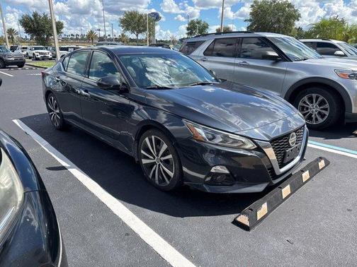 2020 Nissan Altima 2.0 Platinum
