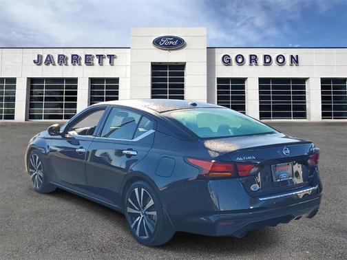 2020 Nissan Altima 2.0 Platinum