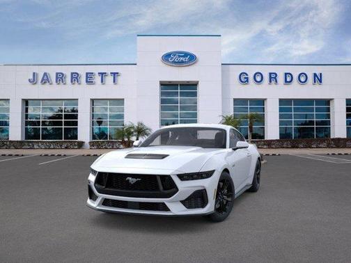 Oxford White 2026 Ford Mustang GT